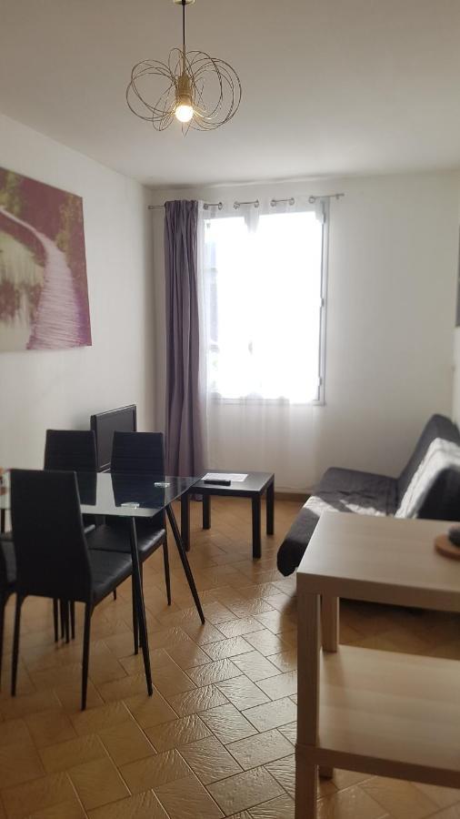 Appartements Coeur De Village แซ็งต์-ฌ็อง-ดู-บรูเอล ภายนอก รูปภาพ