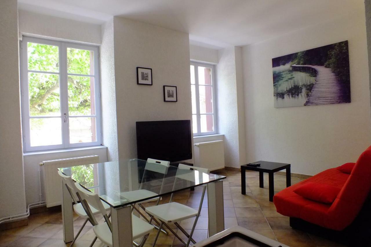 Appartements Coeur De Village แซ็งต์-ฌ็อง-ดู-บรูเอล ภายนอก รูปภาพ
