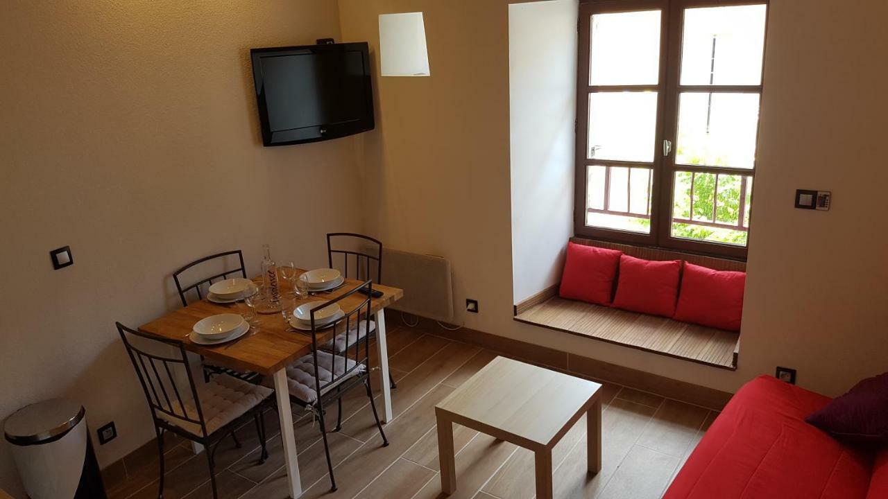 Appartements Coeur De Village แซ็งต์-ฌ็อง-ดู-บรูเอล ภายนอก รูปภาพ